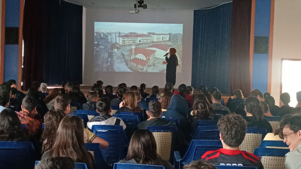 Polatlı İmam Hatip Lisesi'nden 8. Sınıf Öğrencilerimize Okul Tanıtımı Ziyareti